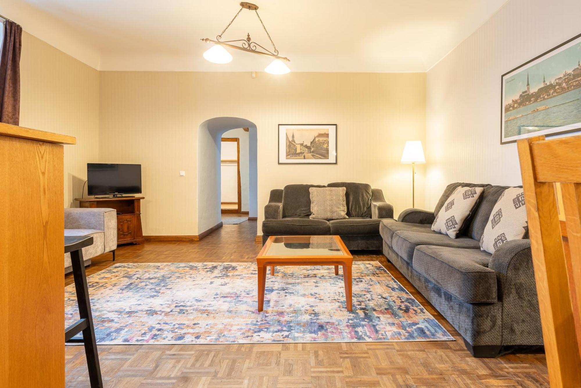 טאלין Old Town - Kohtu Apartment מראה חיצוני תמונה